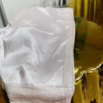 Visuel bonnet satiné rose clair