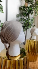 Visuel bonnet satiné Nude