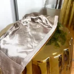 Visuel bonnet satiné Nude