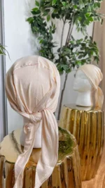 Visuel Bonnet Satiné beige clair