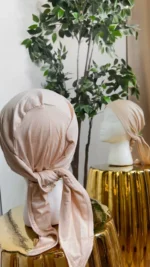 Visuel Bonnet Satiné beige