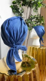 Visuel Bonnet Satiné bleu