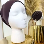 Bonnet Tube Fermé Taupe Marron