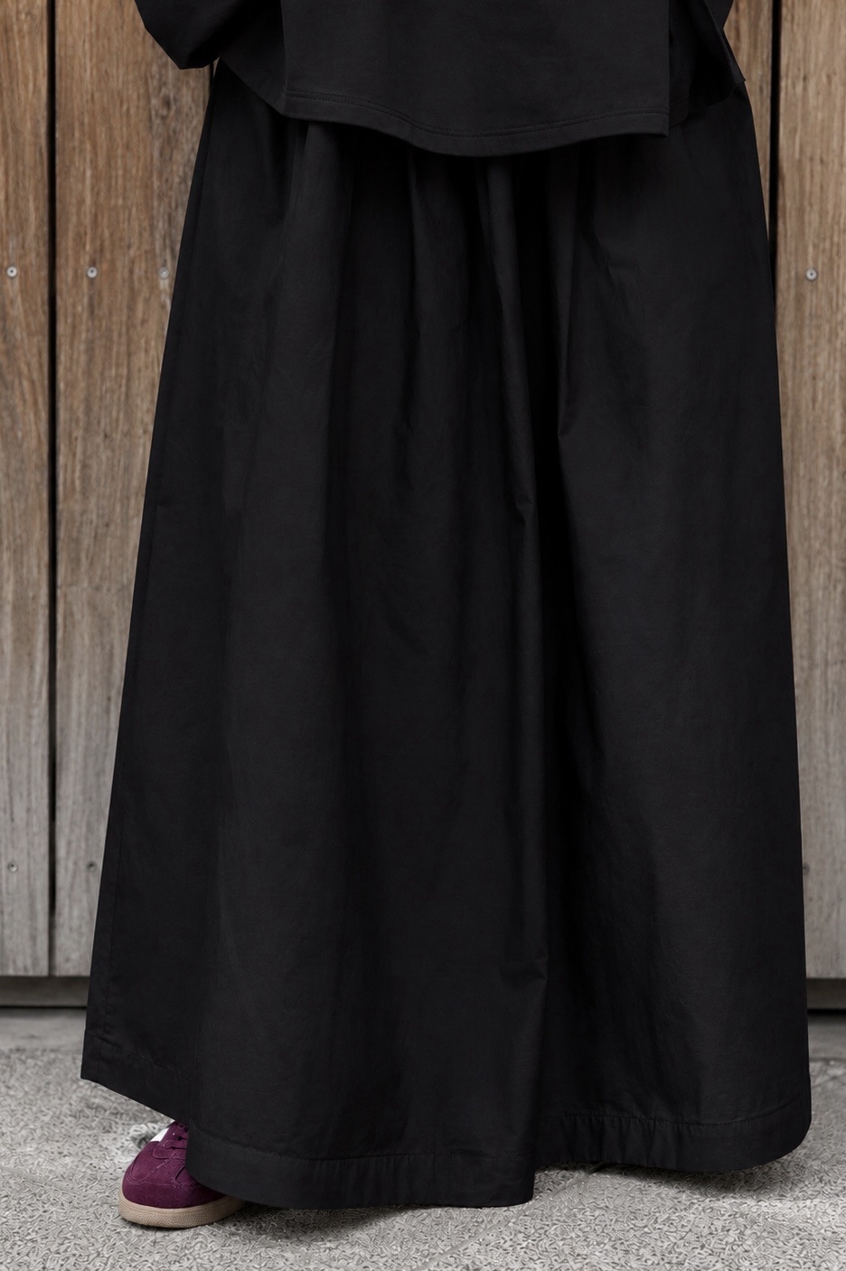 76851942-02d5-427c-b9cc-c5ba885b66cd JUPE POP COTON NOIRE – Image 1