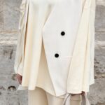 BLAZER SANS MANCHES CREAM