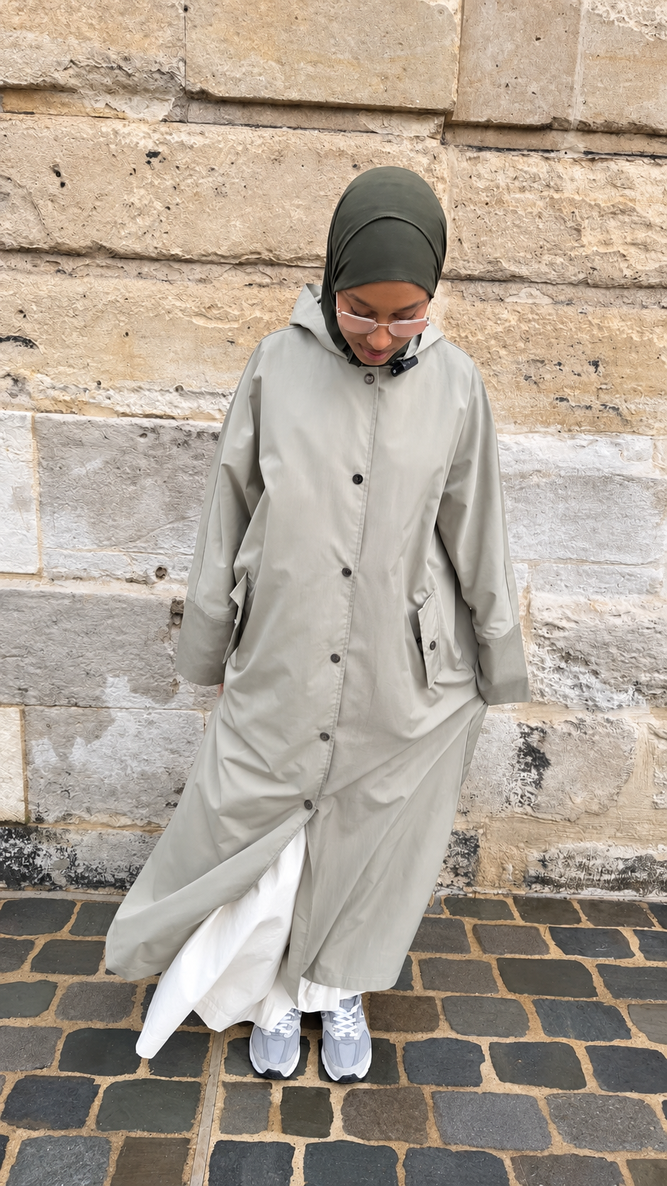 3d849c47-8e7f-40be-ab8c-cb7c0d64ba19 IMPERMÉABLE À CAPUCHE VERT TILLEUL – Image 1